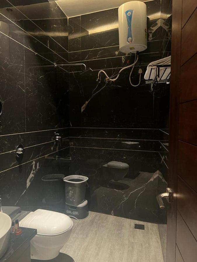 Hotel Ventures Inn Амритсар Экстерьер фото